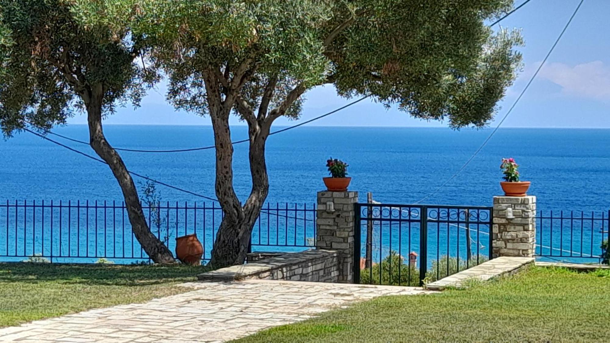 Villa Twins Agios Nikolaos  Exterior photo